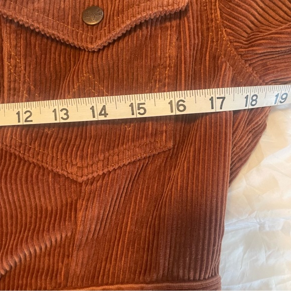 NWT Wrangler Slim-Fit Western Corduroy Dress in Pony Brown Size S - Picture 14 of 14